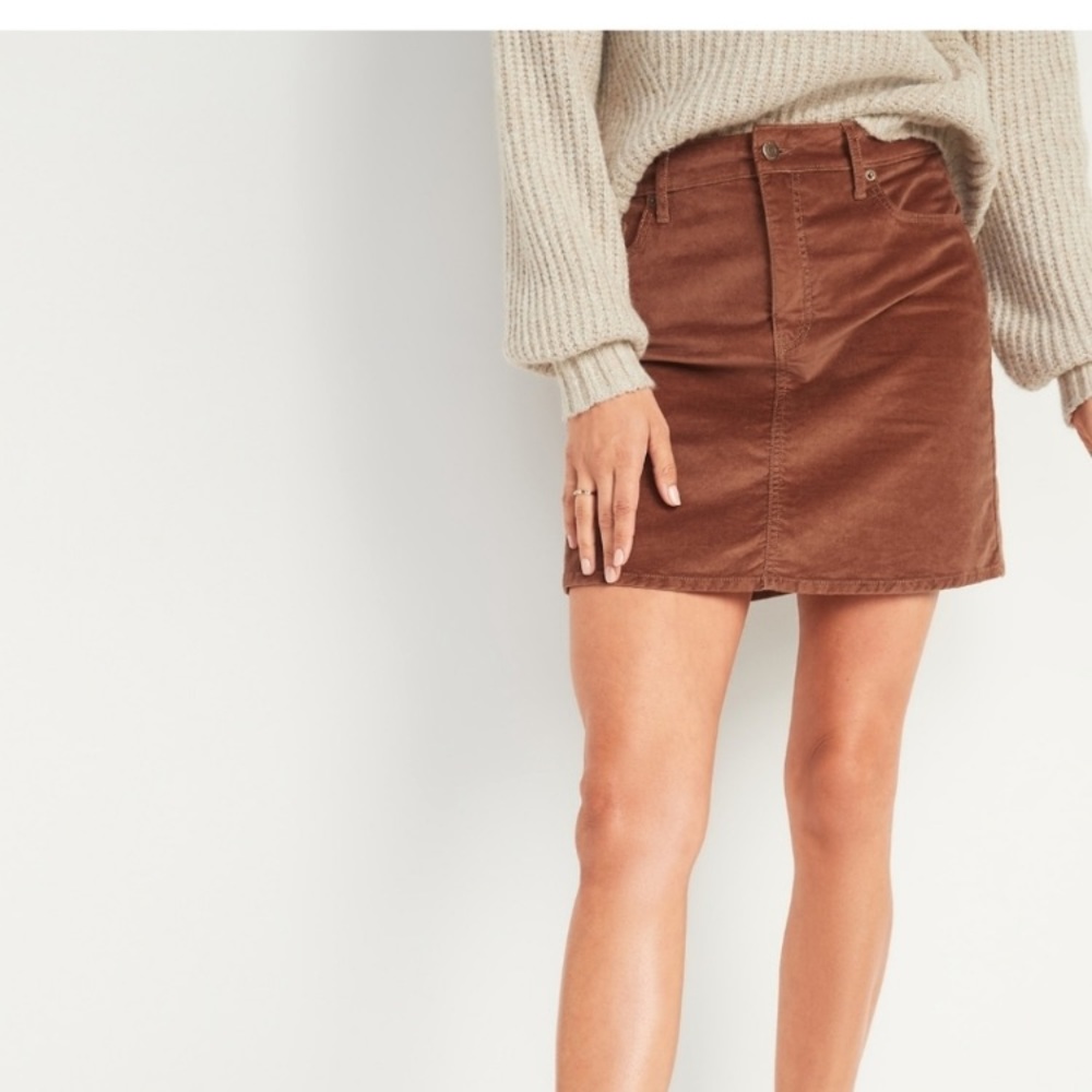 NWT Faux Velvet Rust Color Mini Skirt